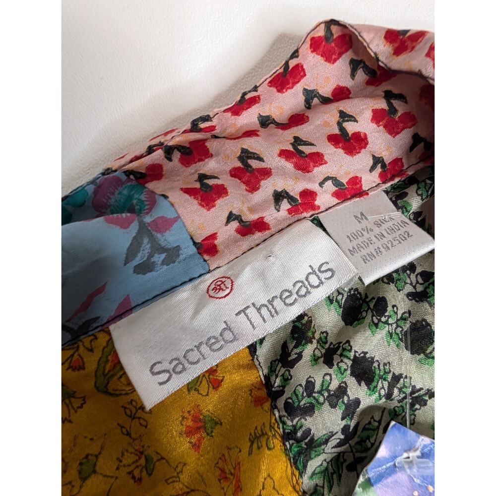 NWT Sacred Threads Vintage 100% Silk Patchwork Long Kimono M - Picture 3 of 10